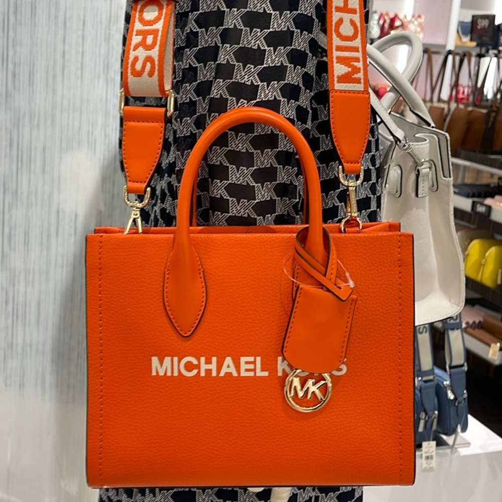 Michael Kors Mirella Sm Pebbled Leather Shopper Top Zip Crossbod XBODY
Poppy
NWT